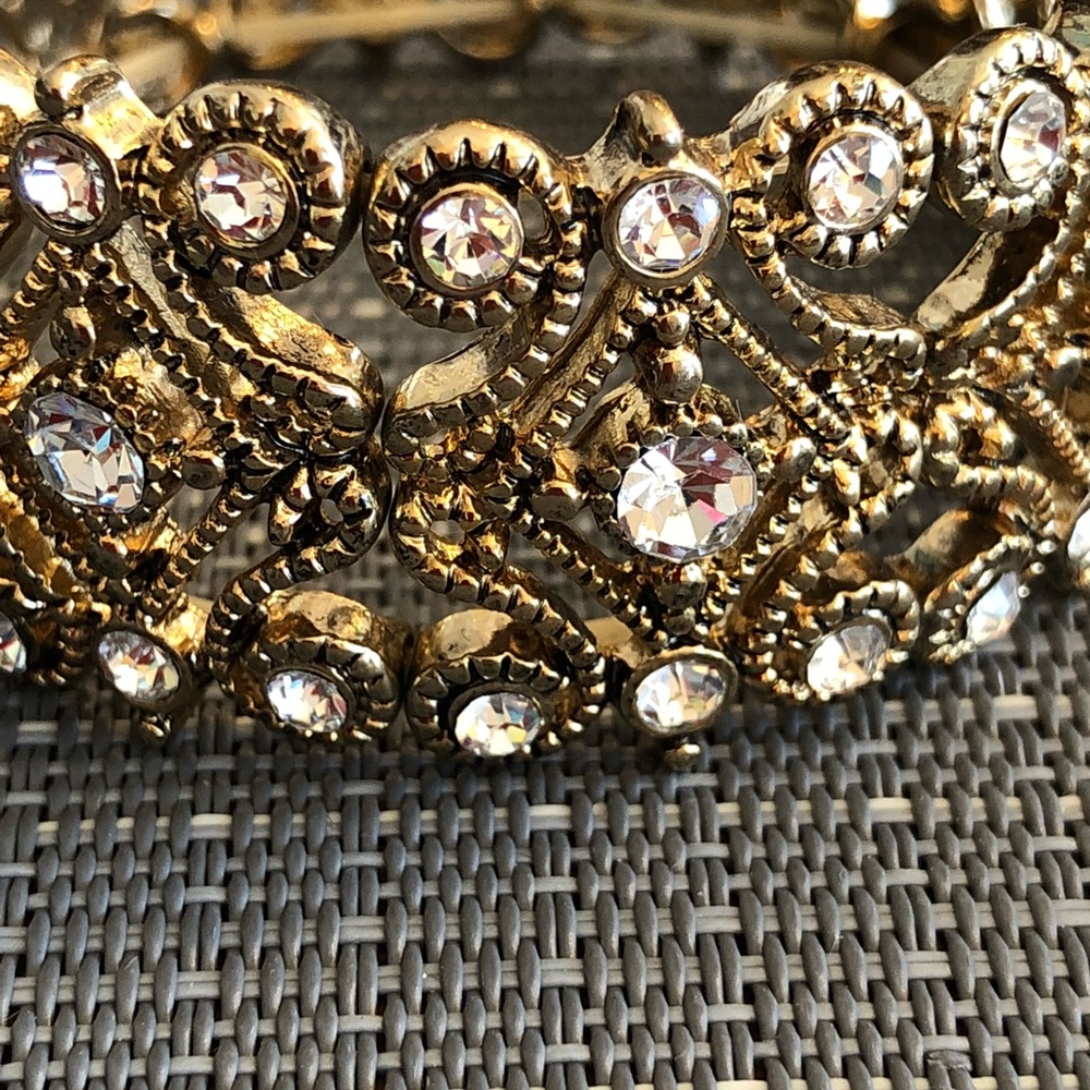 Gold Rhinestone Stretch Bracelet - Picture 4 of 7